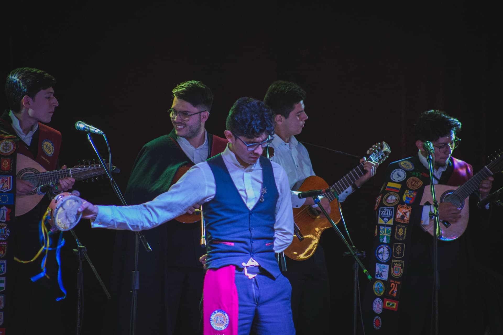 Show de panderetas de la Tuna Universidad de La Sabana